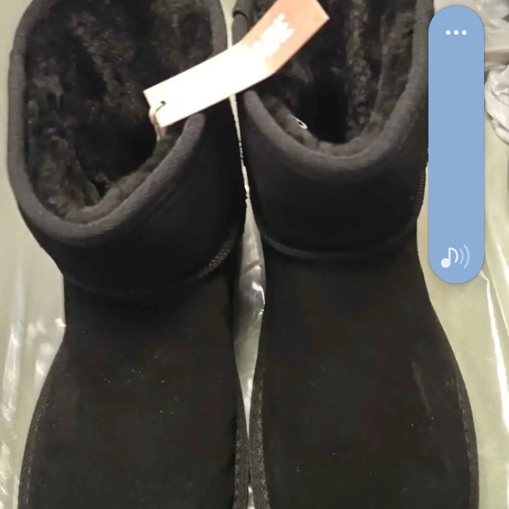 Black Winter Boots with Soft Lining